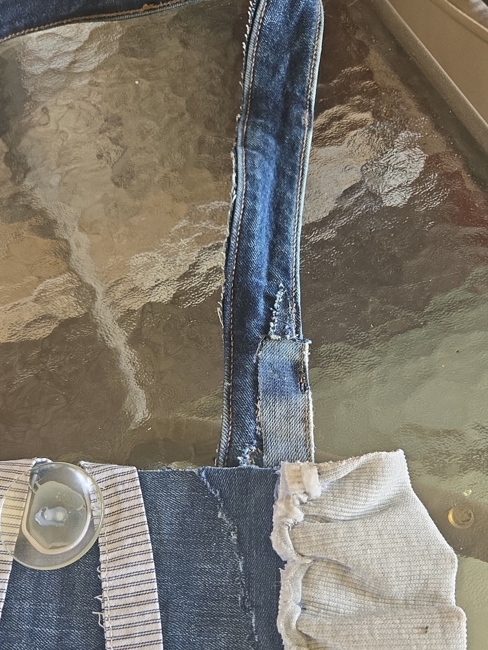 DIY Denim Ruffle Crossbody Notebook Keepsake - Picture 6 of 8
